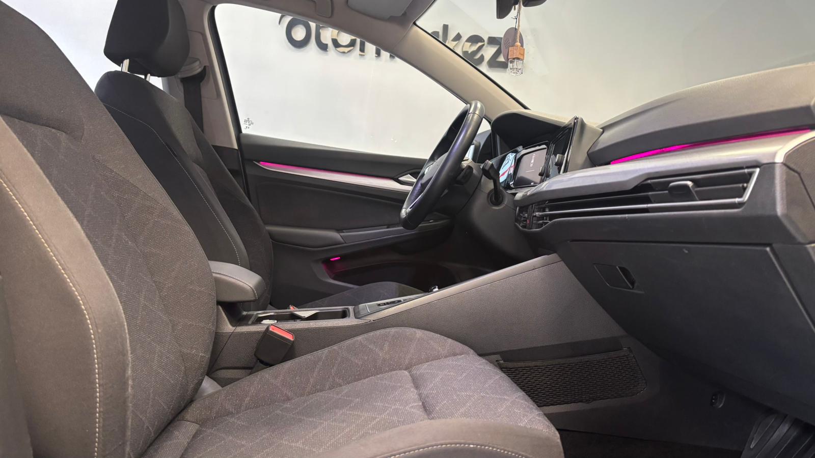 VOLKSWAGEN GOLF 18